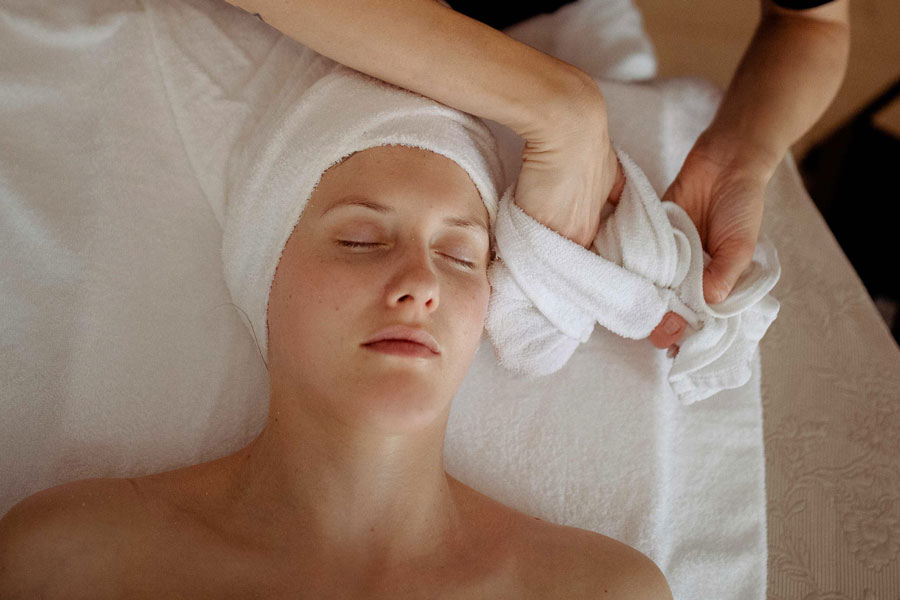 EYE SHAPING SERVICE