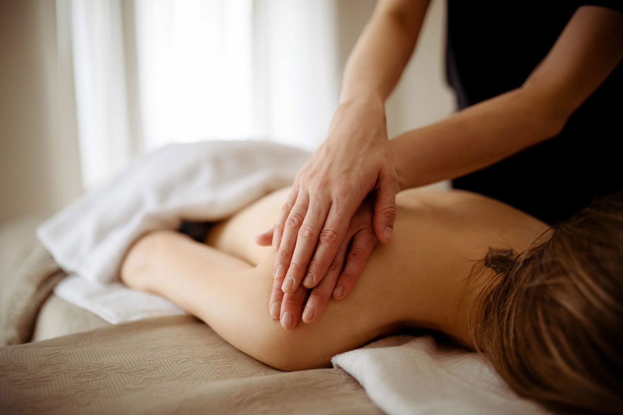 STRESSLESS BODY MASSAGE